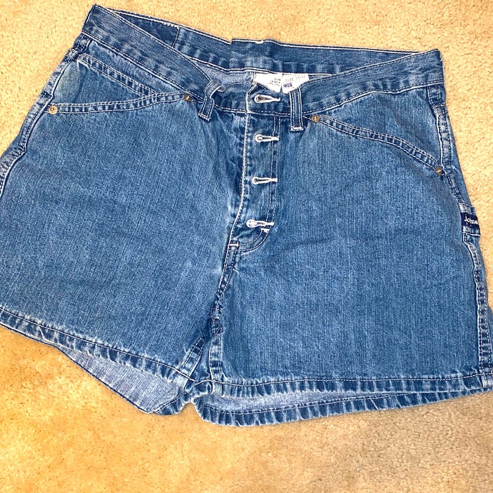 JORDACHE JEAN SHORTS